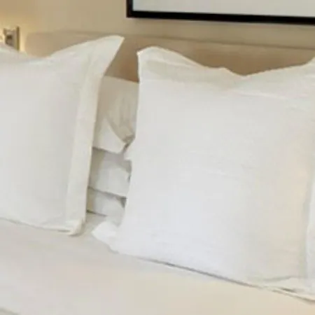 Ahr Baja & Hotel