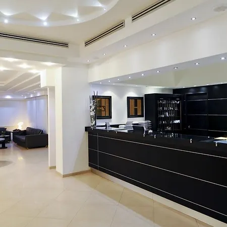 Hotel Ahr Baja & 4*