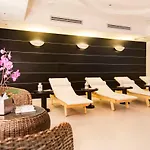 Hotel Ahr Baja & 4*
