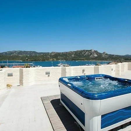 Ahr Baja & Hotell Cannigione