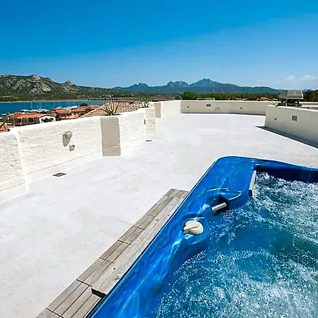 Ahr Baja & Hotel Cannigione