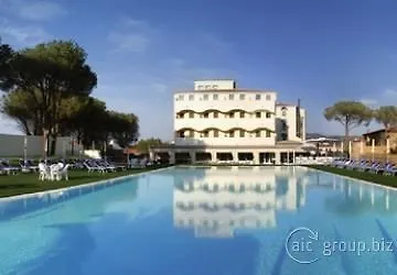 Ahr Baja & Szálloda 4*
